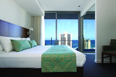 Wyndham Resort Surfers Paradise - Holiday Cairns 25