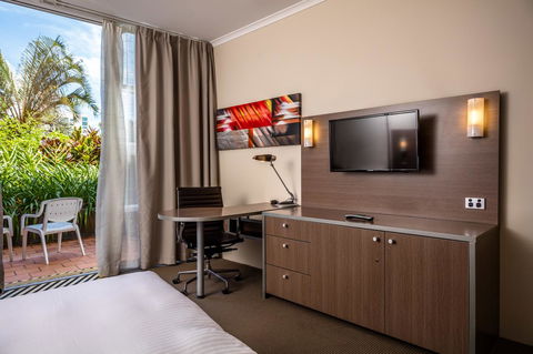 DoubleTree By Hilton Cairns - Holiday Cairns 33