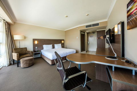 DoubleTree By Hilton Cairns - Holiday Cairns 21