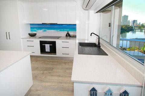 Narrowneck Court Holiday Apartments - Holiday Cairns 28