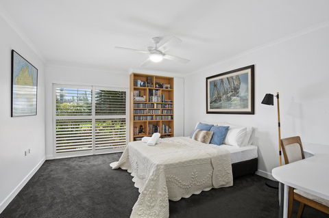 Narrowneck Court Holiday Apartments - Holiday Cairns 13