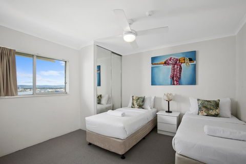 Narrowneck Court Holiday Apartments - Holiday Cairns 22