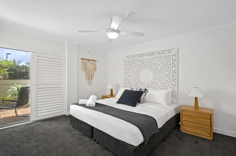 Narrowneck Court Holiday Apartments - Holiday Cairns 21
