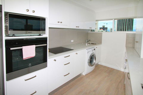 Narrowneck Court Holiday Apartments - Holiday Cairns 32