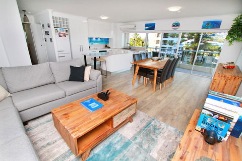 Narrowneck Court Holiday Apartments - Holiday Cairns 27