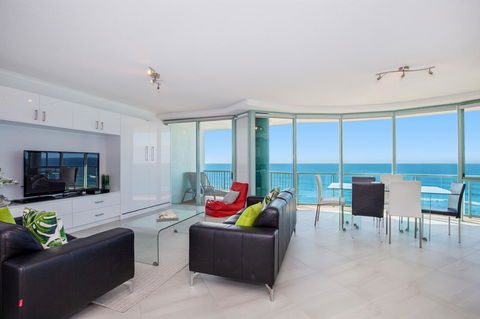 The Waterford On Main Beach - Holiday Cairns 22