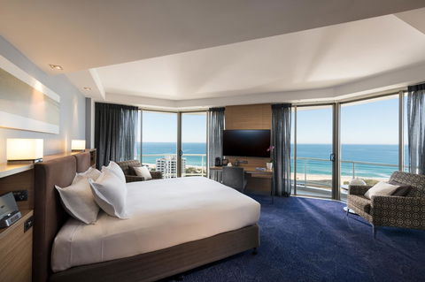 Sofitel Gold Coast Broadbeach - Holiday Cairns 17