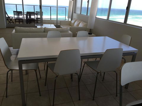 The Penthouses Apartments - Holiday Cairns 43