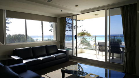The Penthouses Apartments - Holiday Cairns 28