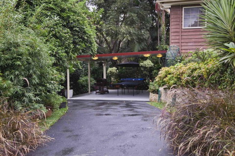 Shasta Place - Holiday Cairns 3