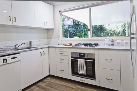 Shasta Place - Holiday Cairns 22