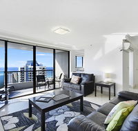 Surfers Century Oceanside Apartments - Holiday Cairns