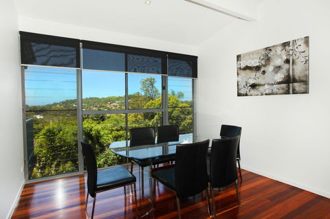 224 Centenary Heights Road Coolum Beach, 500 Dollar Bond, Linen Included - Holiday Cairns 6