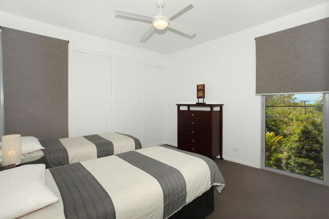 224 Centenary Heights Road Coolum Beach, 500 Dollar Bond, Linen Included - Holiday Cairns 8
