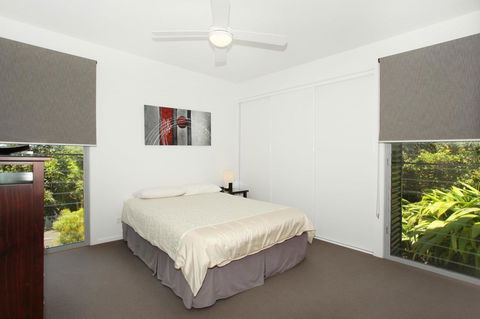 224 Centenary Heights Road Coolum Beach, 500 Dollar Bond, Linen Included - Holiday Cairns 11
