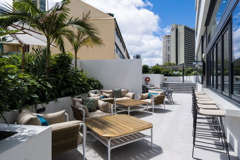 Ruby Gold Coast By Serain - Holiday Cairns 13