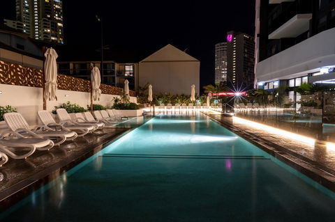 Ruby Gold Coast By Serain - Holiday Cairns 3