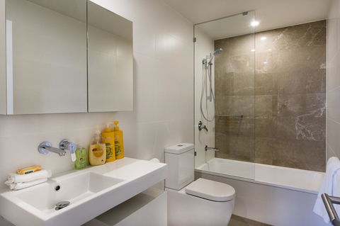 Ruby Gold Coast By Serain - Holiday Cairns 31