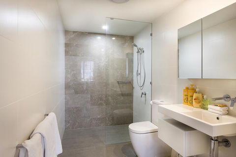 Ruby Gold Coast By Serain - Holiday Cairns 27