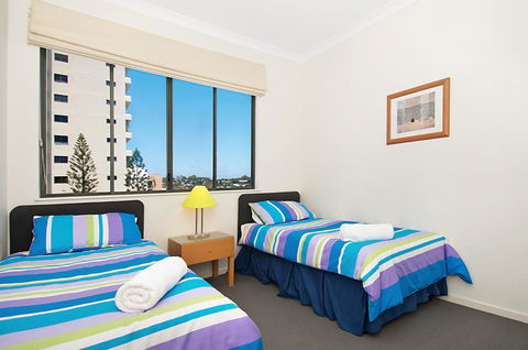 Meridian Alex Beach Apartments - Holiday Cairns 17