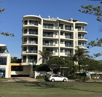 Meridian Alex Beach Apartments - Holiday Cairns