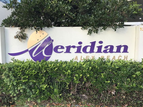 Meridian Alex Beach Apartments - Holiday Cairns 3
