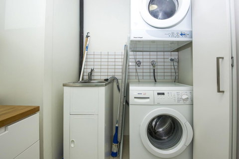 1 Bright Point Apartment 4201 - Holiday Cairns 9