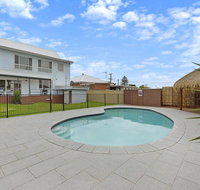 Waterview Beach house - Holiday Cairns
