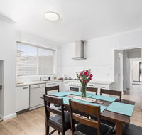 Wattle Grove Villa - Holiday Cairns