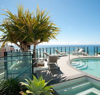 Wave Apartments Broadbeach - Holiday Cairns