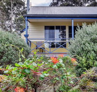 Waverley House Cottages - Holiday Cairns