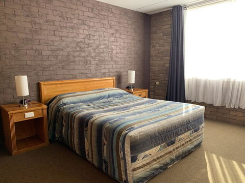 Wedderburn Goldseeker Motel - Holiday Cairns 2