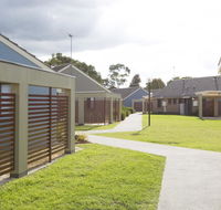 Western Sydney University Village - Hawkesbury - Holiday Cairns
