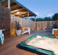 Whitewood Cottage - Secluded Spa - Holiday Cairns