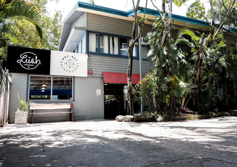 Why Not Backpackers - Holiday Cairns 3