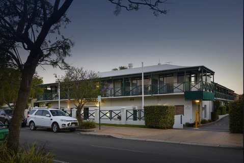 Windsor Lodge - Holiday Cairns 0