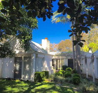 Wisteria Cottage on the Lagoon/Beach - Holiday Cairns