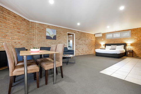 Wonthaggi Motel - Holiday Cairns 3