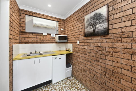 Woongarra Motel - Holiday Cairns 1
