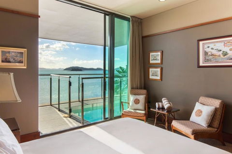 Yacht Club 19 Villa Bijou De Mer Ocean Front Private Pool 2 Buggies - Holiday Cairns 3