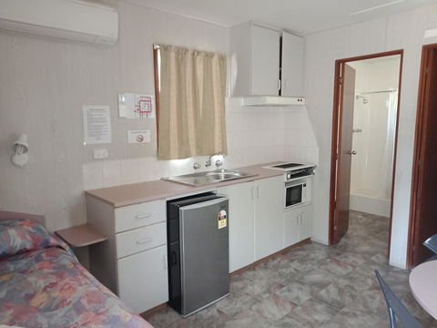 Young Caravan Park - Holiday Cairns 2