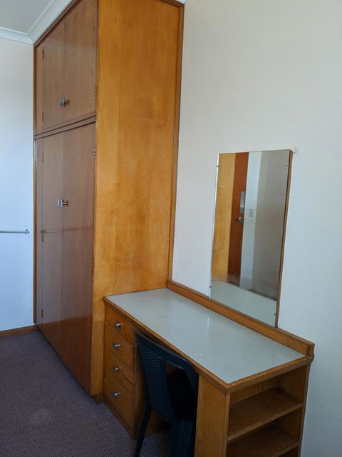 Young Budget Accommodation - Holiday Cairns 1