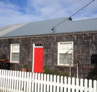 Young's Cottage - circa 1861 - Holiday Cairns