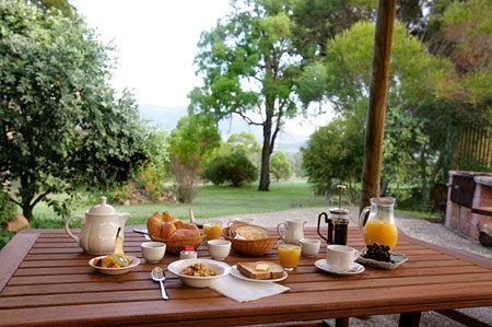 Elfin Hill Vineyard Accommodation - Holiday Cairns 1