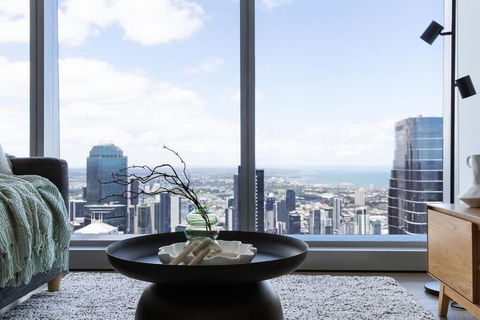 A 2BR Apt With Amazing City Views, FREE Parking - Holiday Cairns 4