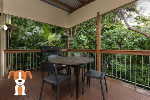 A Beach House - Holiday Cairns 0