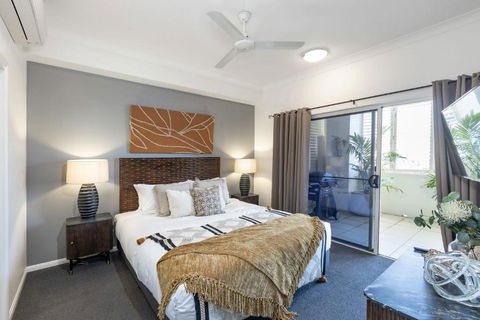 Afternoon Delight - Holiday Cairns 4