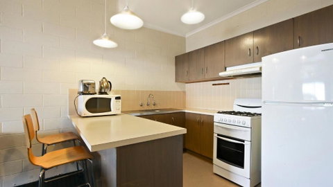 Alpine Heights 04 - Holiday Cairns 2