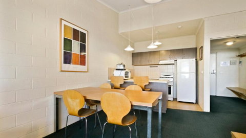 Alpine Heights 04 - Holiday Cairns 1