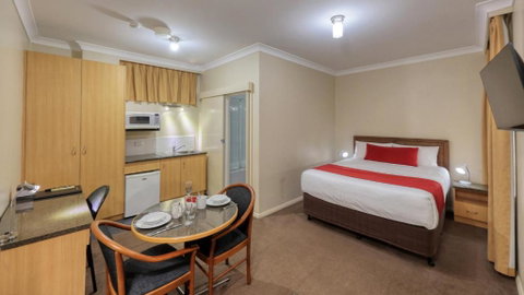 Ashton Motel - Holiday Cairns 2